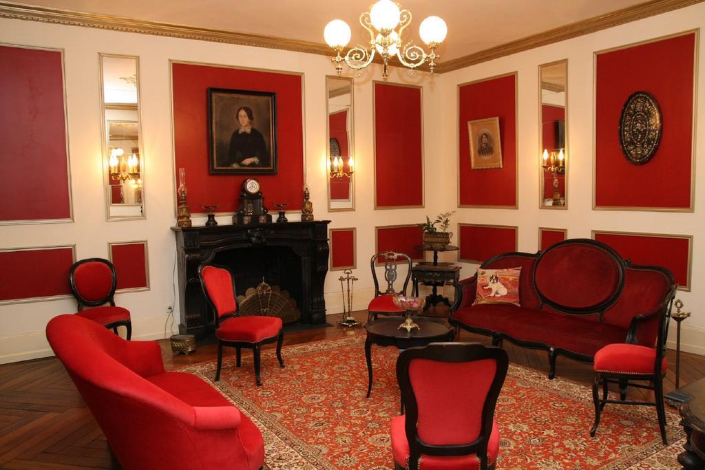 Maison de la N\u00E9gritude et des Droits de l'Homme yak\u0131n\u0131ndaki en iyi oteller hangileri? Champagney Dış mekan fotoğraf